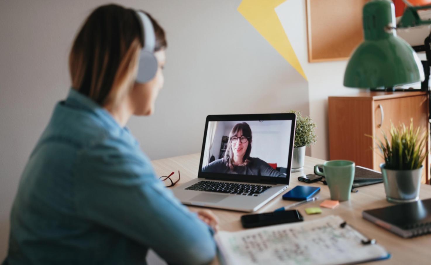 Participant applying procrastination frameworks in daily work
